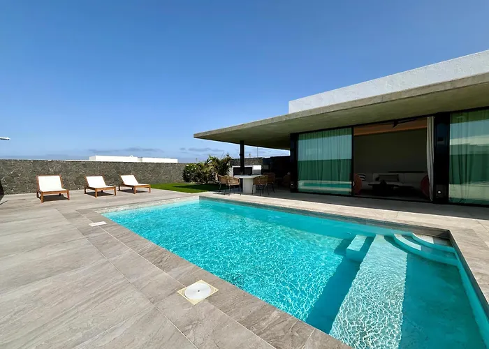 Villa Macaronesian
